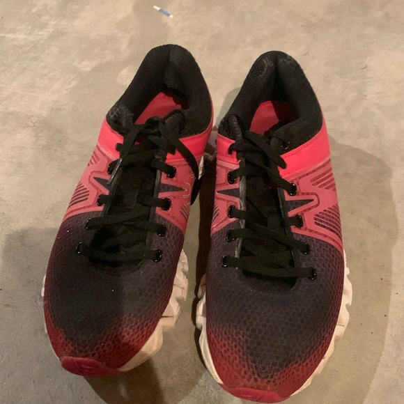 women’s Zigtech Running Shoes 8 - Picture 2 of 6